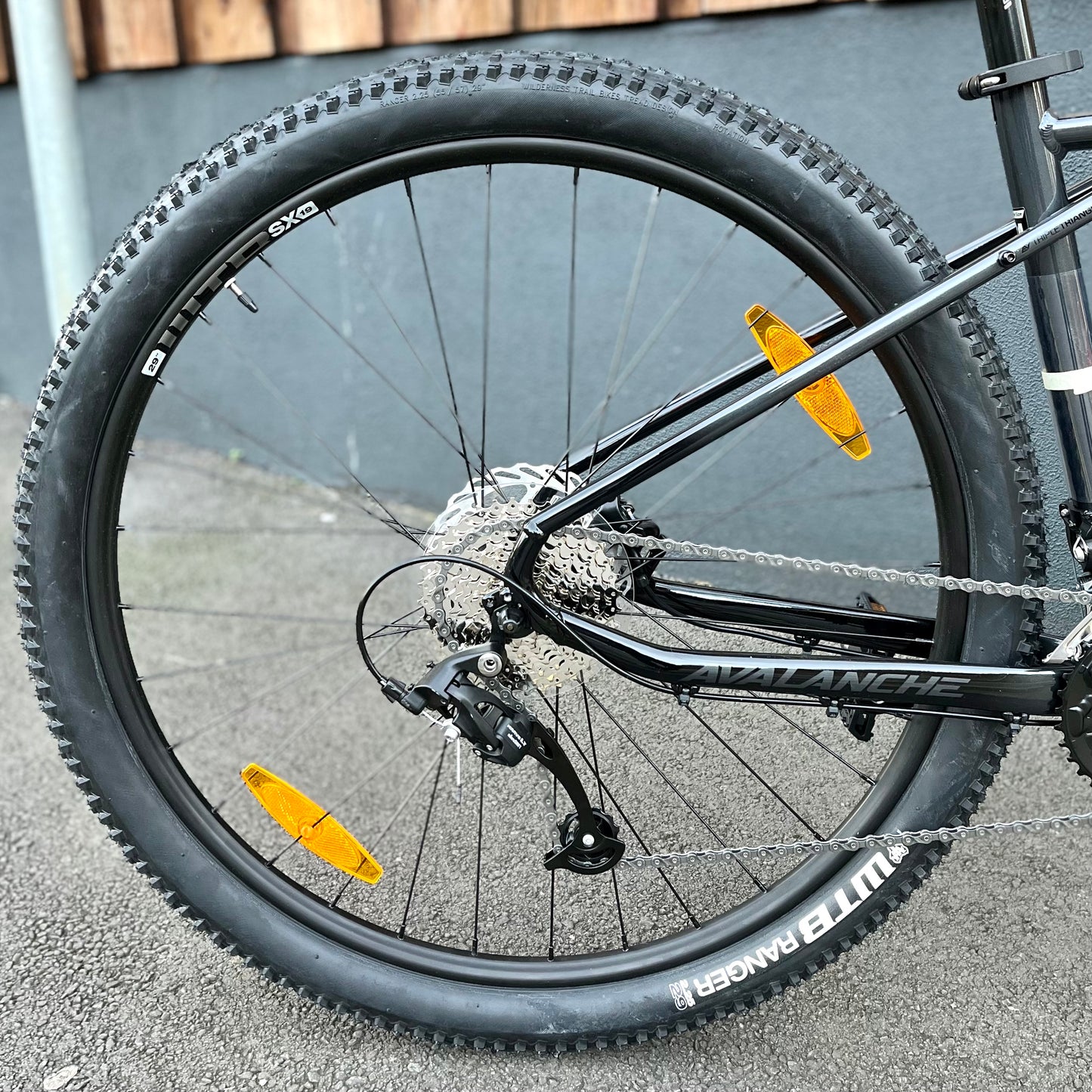 GT - Avalanche BLACK - Medium