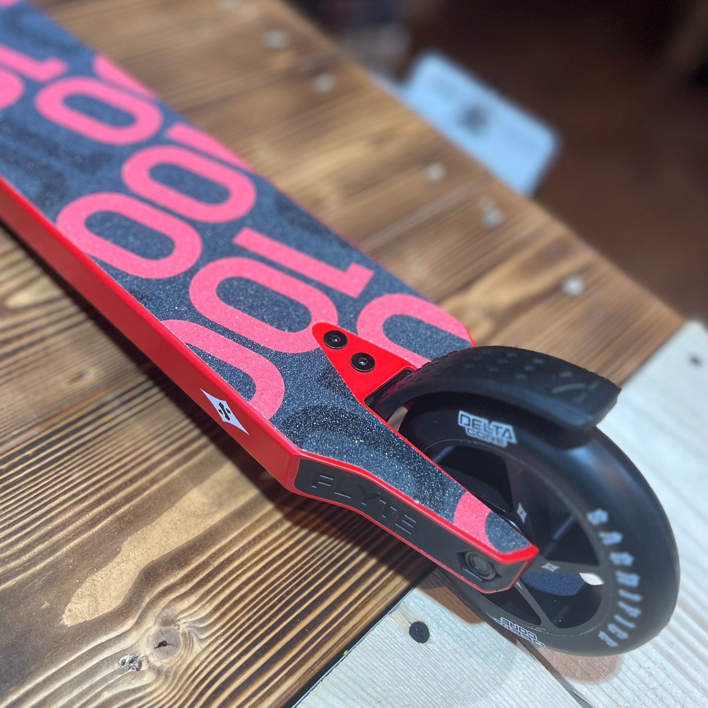 SACRIFICE - FLYTE 100 V2 Scooter (RED)