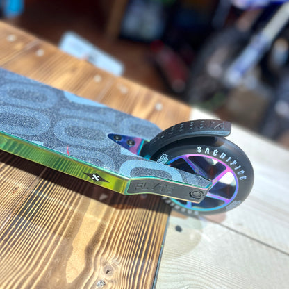 SACRIFICE - FLYTE 100 V2 Scooter (NEO CHROME)